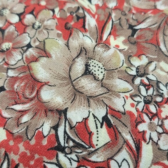 Brown and Red Floral Saree with Red Flowers - Unstitched- NEW ! - Picture 2 of 5